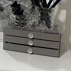 Velvet Gray 3-Drawer Jewelry Organizer